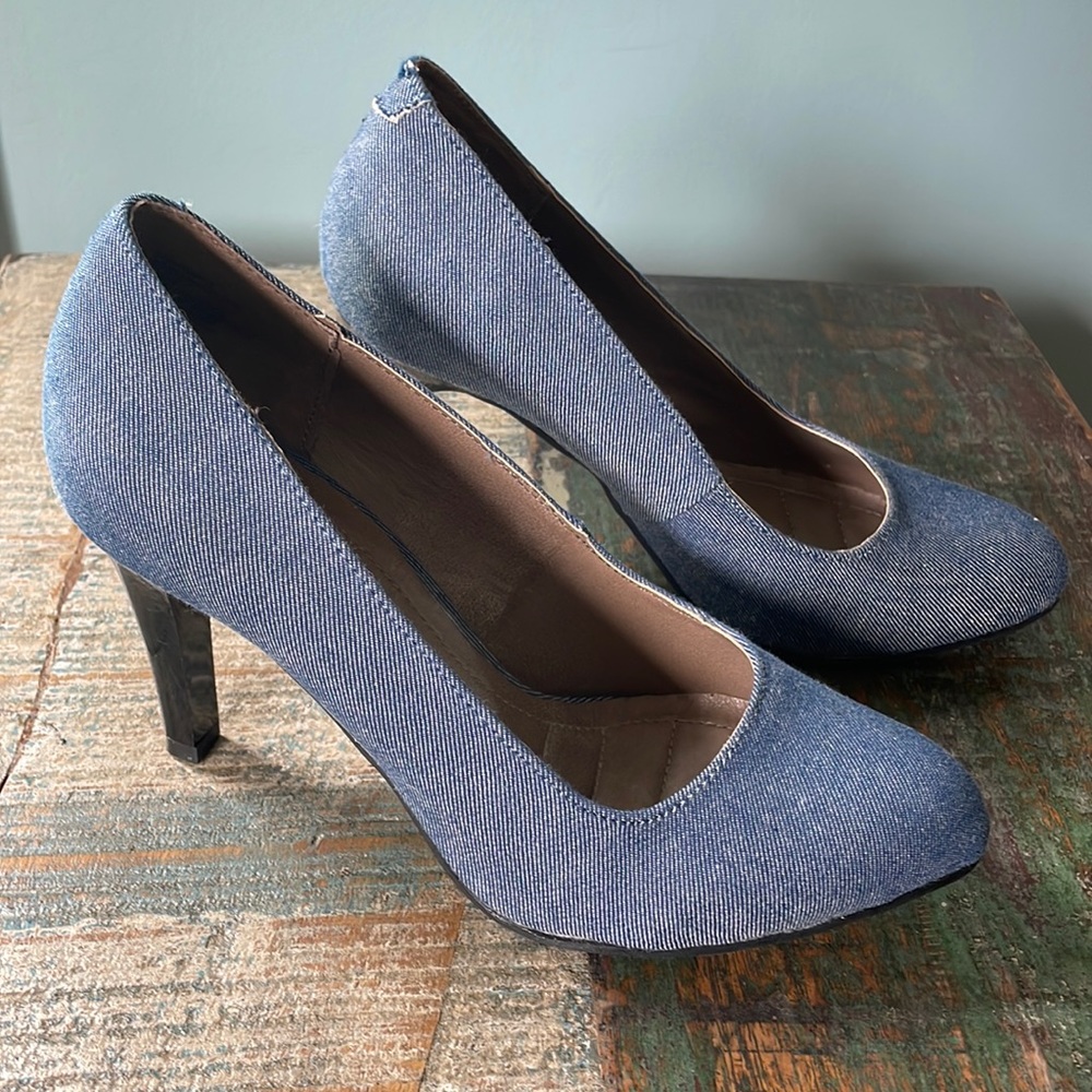 Rialto denim heel 3 1/2” heel (size 6.5) - Picture 3 of 13